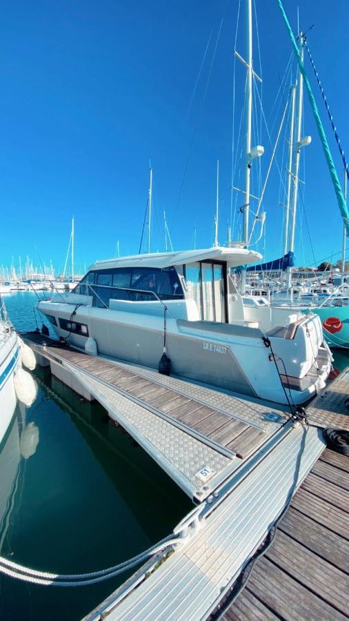Une Nuit Insolite Sur Un Bateau Linge Et Menage Inclus Ла Рошел Екстериор снимка